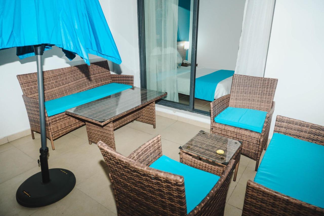 Robert'S Hotel Abidjan Exterior photo